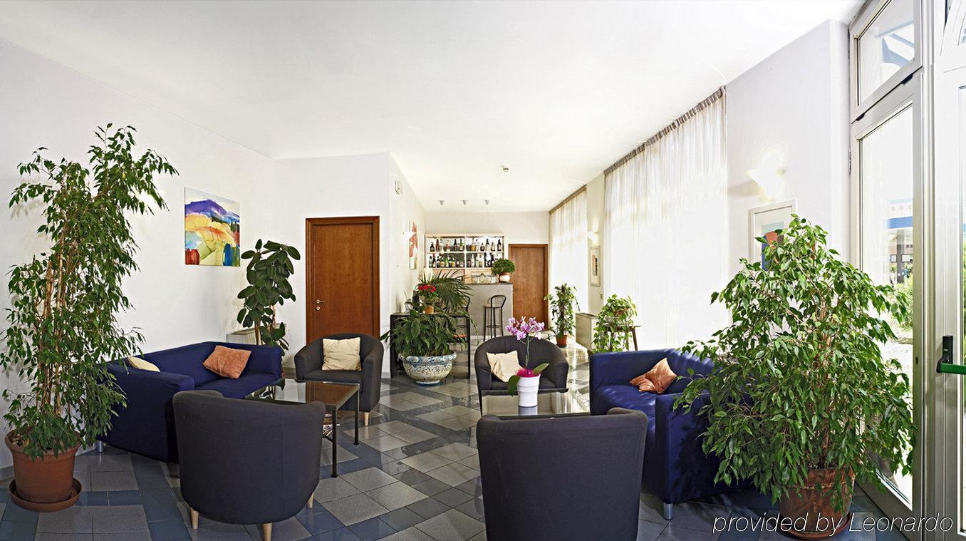 Hotel Primo Кампи-Бизенцио Интерьер фото